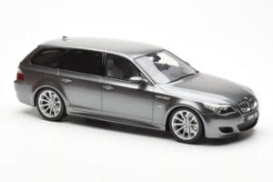 BMW M5 E61 Touring Grå Otto 1:18 OT189 Resin — bild 4 av 6