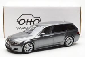 BMW M5 E61 Touring Grå Otto 1:18 OT189 Resin — bild 6 av 6