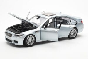 BMW M5 F10 Silverstone Silver Paragon 1:18 80432186353 Metall — bild 2 av 8