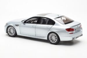 BMW M5 F10 Silverstone Silver Paragon 1:18 80432186353 Metall — bild 7 av 8
