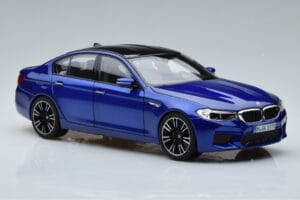 BMW M5 F90 Marina Bay Blå Norev 1:18 80432454783 Metall — bild 5 av 7