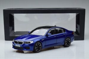 BMW M5 F90 Marina Bay Blå Norev 1:18 80432454783 Metall — bild 7 av 7