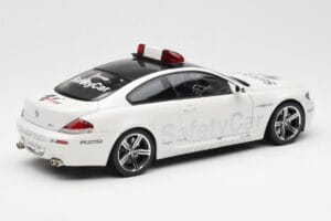 BMW M6 E63 MotoGP Safety Car 2006 Kyosho 1:18 08707GPB Metall — bild 3 av 8