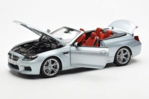 BMW M6 F12 Cabriolet Silverstone Silver II Paragon 1:18 80432253656 Metall — bild 2 av 8