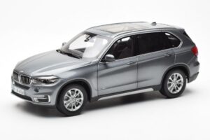 BMW X5 F15 Space Grå Paragon 1:18