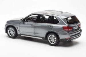 BMW X5 F15 Space Grå Paragon 1:18 80432318988 Metall — bild 7 av 8