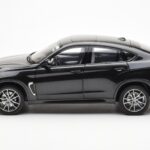 BMW X6 M F86 Sapphire Svart Metallic Norev 1:18 - image 4 of 8
