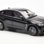 BMW X6 M F86 Sapphire Svart Metallic Norev 1:18 - image 6 of 8
