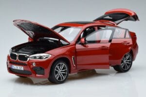 BMW X6M F86 Röd Norev 1:18 183242 Metall — bild 2 av 7