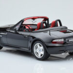 BMW Z3 M E36/7 Roadster Svart Otto 1:18 - image 4 of 5