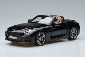 BMW Z4 G29 Svart Metallic Norev 1:18 183272 Metall