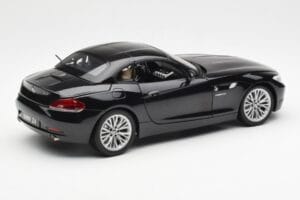 BMW Z4 E89 Spider Svart Metallic Kyosho 1:18 08771BK Metall — bild 4 av 9