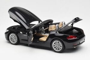 BMW Z4 E89 Spider Svart Metallic Kyosho 1:18 08771BK Metall — bild 6 av 9