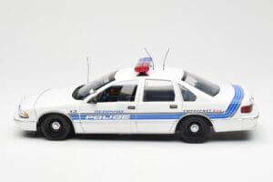 Chevrolet Caprice Sebring Polis UT Models 1:18 21029 Metall — bild 3 av 6