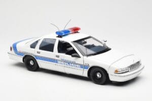 Chevrolet Caprice Sebring Polis UT Models 1:18 21029 Metall — bild 4 av 6