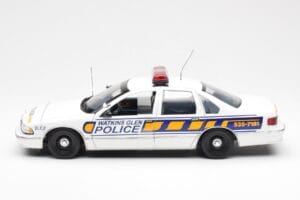 Chevrolet Caprice Watkins Glen Polis UT Models 1:18 21028 Metall — bild 3 av 6