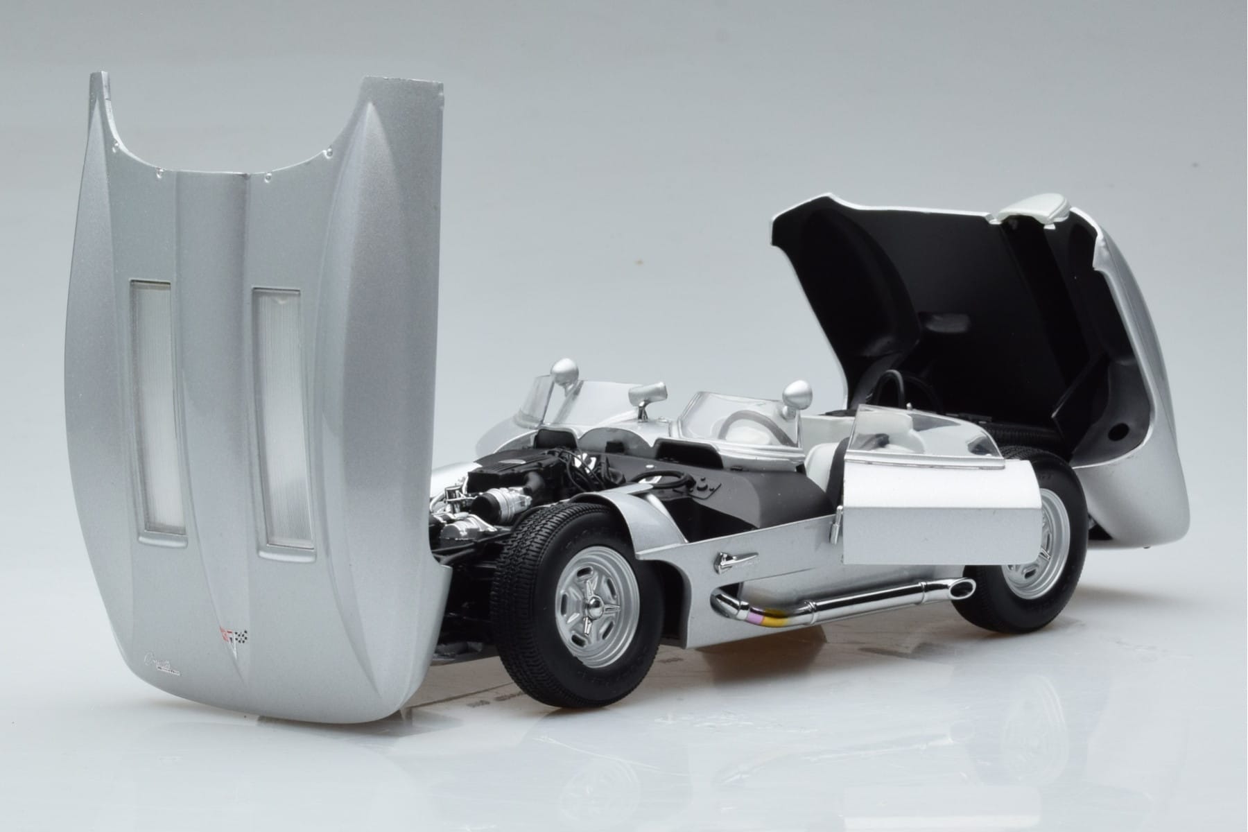 Chevrolet Corvette C1 Stingray Concept AUTOart 1:18 71000 Metall — bild 2 av 8