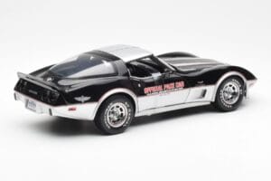 Chevrolet Corvette C3 Pace Car Indianapolis 500 1978 UT Models 1:18 21070 Metall — bild 2 av 6