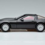 Chevrolet Corvette C4 Svart AUTOart 1:18 71242 Metall - image 5 of 8