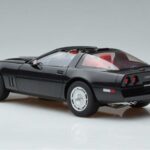Chevrolet Corvette C4 Svart AUTOart 1:18 71242 Metall - image 7 of 8
