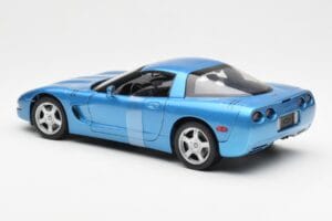 Chevrolet Corvette C5 Blå Metallic UT Models 1:18 21004 Metall — bild 5 av 6