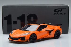 Chevrolet Corvette C8 Z06 Orange GT Spirit 1:18 GT417 Resin — bild 6 av 6