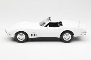 Chevrolet Corvette C3 Cabriolet Can-Am Vit Norev 1:18 189038 Metall — bild 3 av 6