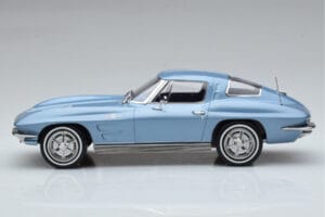 Chevrolet Corvette C2 Sting Ray Blå Norev 1:18 189050 Metall — bild 3 av 6