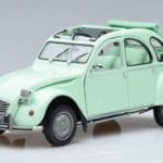Citroen 2CV 6 Club Grön Norev 1:18 181486 Metall