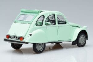 Citroen 2CV 6 Club Grön Norev 1:18 181486 Metall — bild 3 av 7