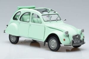 Citroen 2CV 6 Club Grön Norev 1:18 181486 Metall — bild 5 av 7