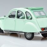 Citroen 2CV 6 Club Grön Norev 1:18 181486 Metall - image 6 of 7