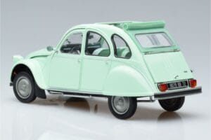 Citroen 2CV 6 Club Grön Norev 1:18 181486 Metall — bild 6 av 7