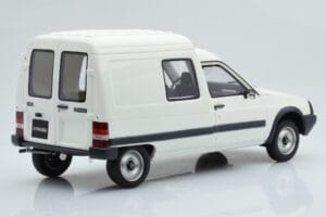 Citroen C15 D Vit Otto 1:18 OT956 Resin — bild 2 av 6