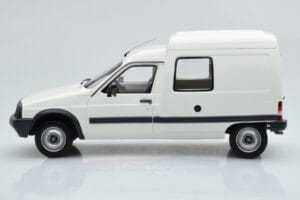 Citroen C15 D Vit Otto 1:18 OT956 Resin — bild 3 av 6