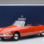 Citroen DS19 Cabriolet Norev 1:18 181599 Metall - image 7 of 7