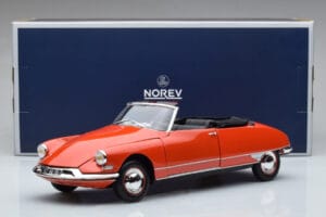 Citroen DS19 Cabriolet Norev 1:18 181599 Metall — bild 7 av 7
