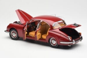 Daimler 250 V8 Röd Paragon 1:18 PA-98312 Metall — bild 5 av 8