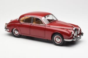 Daimler 250 V8 Röd Paragon 1:18 PA-98312 Metall — bild 6 av 8