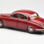 Daimler 250 V8 Röd Paragon 1:18 PA-98312 - image 7 of 8