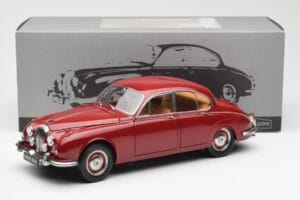 Daimler 250 V8 Röd Paragon 1:18 PA-98312 Metall — bild 8 av 8