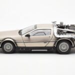 DeLorean DMC-12 Time Machine Back to the Future Silver Sun Star 1:18 - image 3 of 8