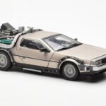 DeLorean DMC-12 Time Machine Back to the Future Silver Sun Star 1:18 - image 6 of 8