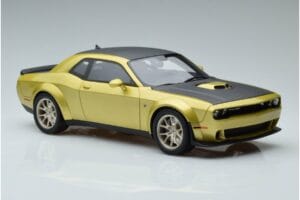 Dodge Challenger R/T Scat Pack Widebody 50-årsjubileum GT Spirit 1:18 GT411 Resin — bild 4 av 6