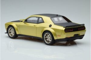 Dodge Challenger R/T Scat Pack Widebody 50-årsjubileum GT Spirit 1:18 GT411 Resin — bild 5 av 6