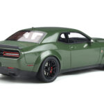 Dodge Challenger R/T SCAT Pack Widebody Grön GT Spirit 1:18 - image 2 of 5