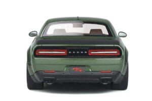 Dodge Challenger R/T SCAT Pack Widebody Grön GT Spirit 1:18 GT815 Resin — bild 5 av 5