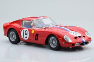 Ferrari 250 GTO #19 24 Hours of Le Mans 1962 Kyosho 1:18 08438A Metall — bild 6 av 10
