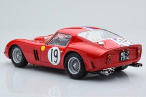Ferrari 250 GTO #19 24 Hours of Le Mans 1962 Kyosho 1:18 08438A Metall — bild 7 av 10