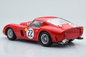 Ferrari 250 GTO #22 24 Hours of Le Mans 1962 Kyosho 1:18 08438B Metall — bild 7 av 10